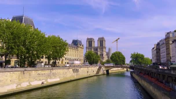Paris France July 2022 Notre Dame Paris Cathedral Construction Renovation — стоковое видео