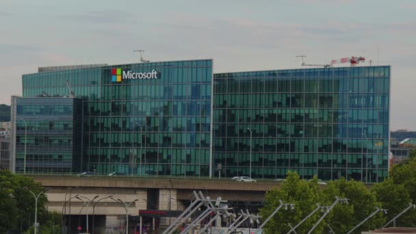 Paris France July 2022 Microsoft Sign Entrance Headquarters Building Issy — Stock video