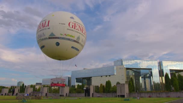 Paris France July 2022 Hot Air Balloon Center French Capital — Stockvideo