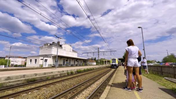 Paris France August 2022 Arrival Train Railway Station France People — Stockvideo