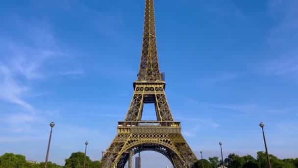 Eiffel Tower Sunset Summer Neutral Color Video Edit Most Popular — Stockvideo