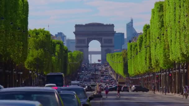 French Capital Timelapse Traffic Arc Triomphe Historical Monument Overlooks Avenue — Stok video