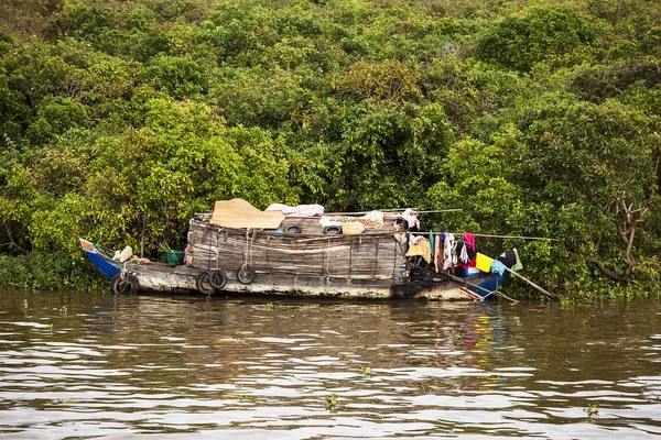 House Boat On Thonle Sap — Stock Photo, Image