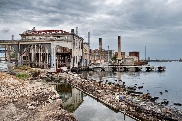 Una Antigua Fábrica Ruinas Regla Encuentra Costa Del Puerto Habana — Foto de Stock