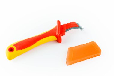 Elektrikçi ve inşaat aletleri. El aleti. Beyaz bir arkaplanda.