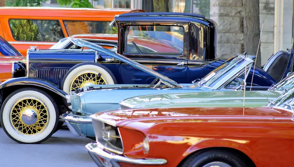 Espectáculo de coches clásicos —  Fotos de Stock