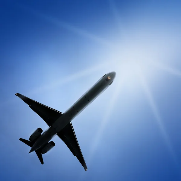 Airplane flying — Stock Photo, Image