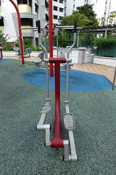 Exercise Equipment Public Housing Area — Stockfoto