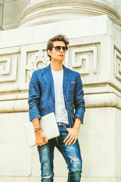 European College Student Studying New York Wearing Blue Blazer Jeans — ストック写真