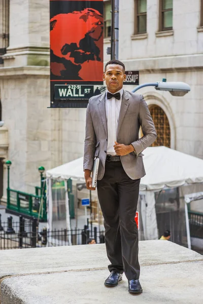 African American Businessman Working New York Wearing Gray Blazer Bow — Stock Fotó