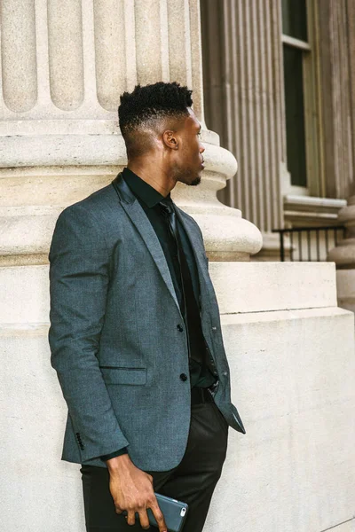 African American Businessman Working New York Wearing Fashionable Jacket Necktie — стокове фото
