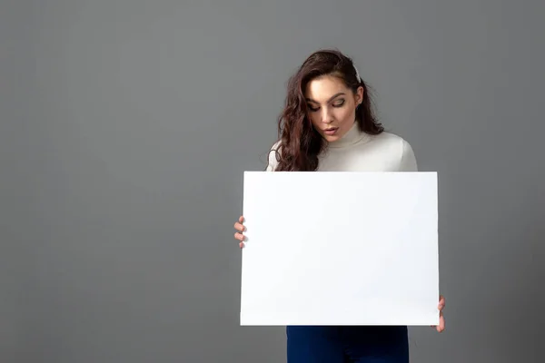 Beautiful Sensual Business Woman Long Curly Hair Shows Blank Bilboard — Stock Photo, Image