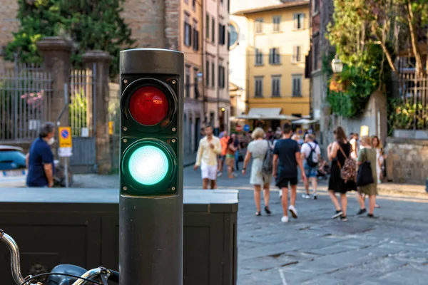 Florencia Italia Agosto 2021 Polar Con Luces Rojas Verdes Que —  Fotos de Stock