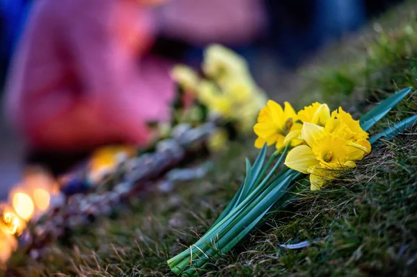 Λουλούδια Και Κεριά Στους Δρόμους Για Την Ειρήνη Στην Ουκρανία — Φωτογραφία Αρχείου