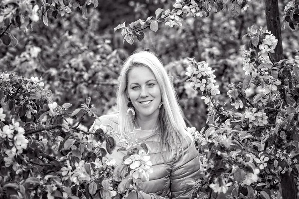 Black White Portrait Smiling Blonde Woman Blossoming Spring Garden Selective — Stock Photo, Image