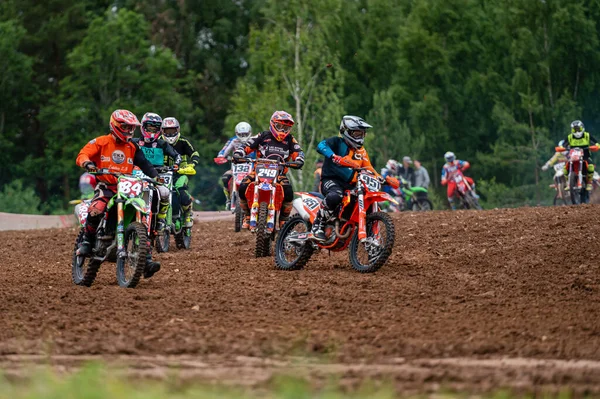 Dobele Letonia Junio 2022 Grupo Motocross Acción Largo Del Camino —  Fotos de Stock