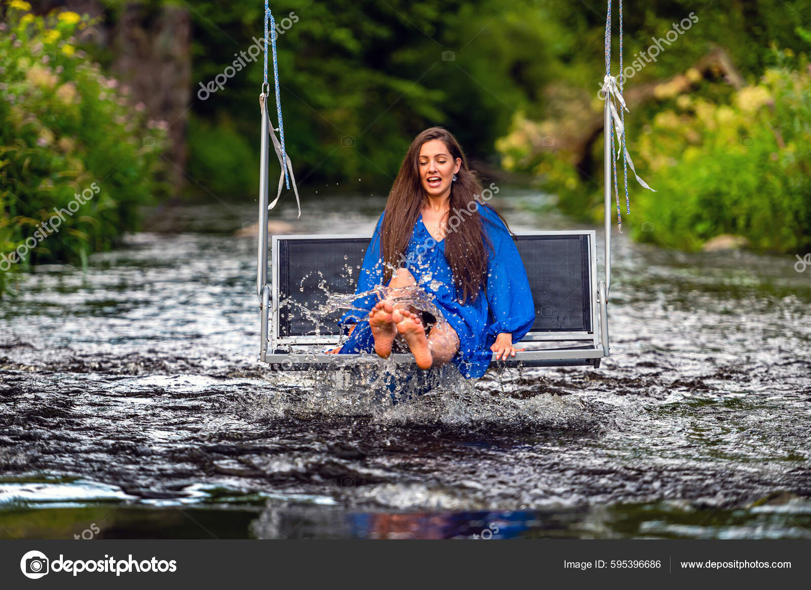 https://st.depositphotos.com/12502484/59539/i/1600/depositphotos_595396686-stock-photo-smiling-young-woman-swings-rope.jpg