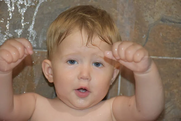 Retrato Bebê Recém Nascido Bonito — Fotografia de Stock