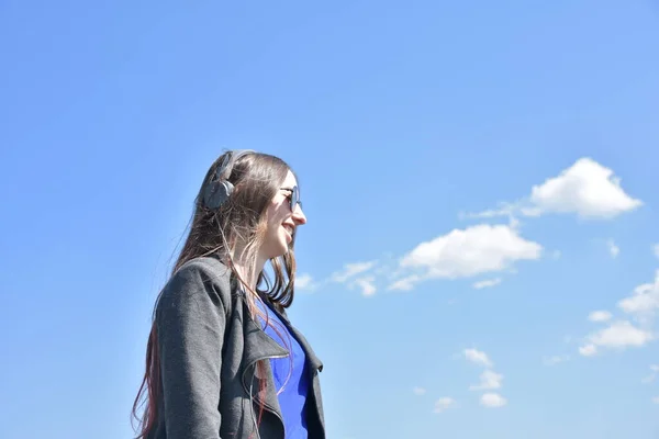 Belo Retrato Uma Menina Paisagem — Fotografia de Stock