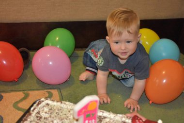 Doğum günü, bebek ve numara.