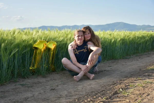 Inscrição Pessoas Fundo Campo Trigo — Fotografia de Stock