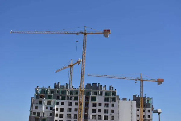 Architecture Construction Cranes Buildings Blue Sky — Stock Photo, Image