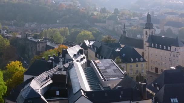 Flygfoto Det Historiska Centrumet Luxemburg Huvudstaden Kungariket Luxemburg Morgonljuset — Stockvideo