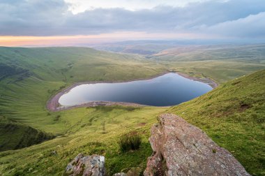 Llyn y Fan Gölü, Brecon Beacons Ulusal Parkı, Galler, İngiltere