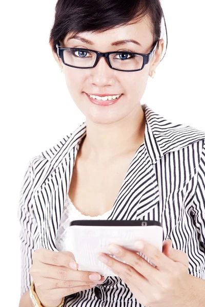 Freundliche Frau mit Tablet — Stockfoto