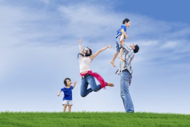 savurgan aile günü