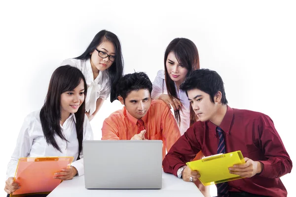 Zakelijke discussie team — Stockfoto