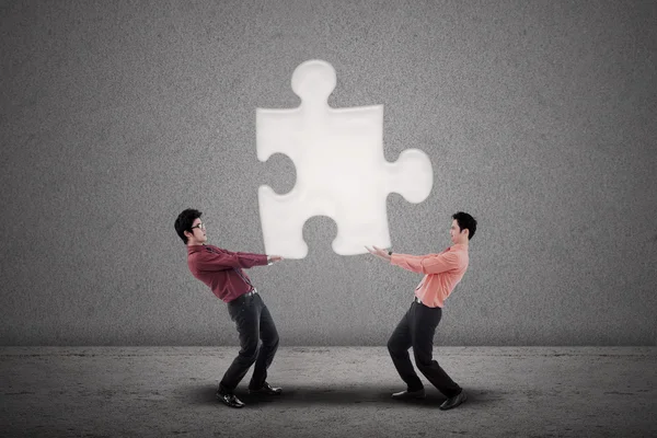 Bulmaca ile ortak yapı