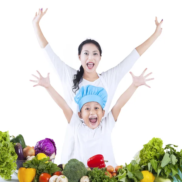 Braços familiares felizes levantados - isolados — Fotografia de Stock