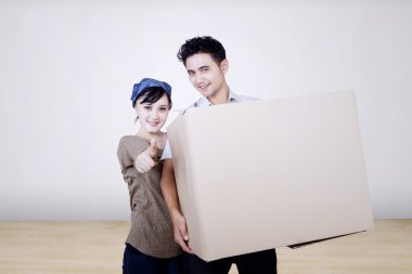 Asya çift kutusu yeni eve getir.