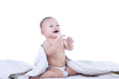 gülen - izole neşeli bebek