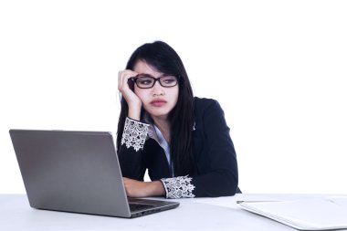 güzel kadının yorgun işte