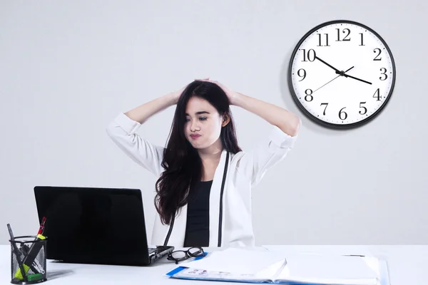 Exhausted businesswoman — Stock Photo, Image