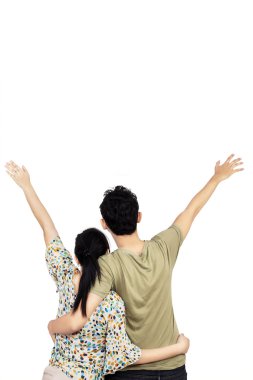 Genç çift beyaz arka plan