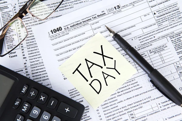 Податкові день концепції — стокове фото