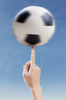 Parmak Futbol topuyla oynuyor