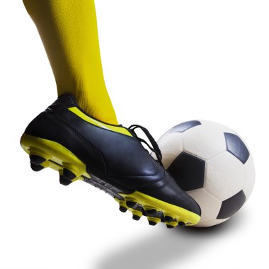 izole futbol topu tekmeleme ayak
