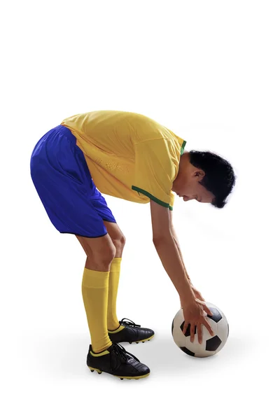 Brazilian soccer player put soccer ball 1 — Stock Photo, Image