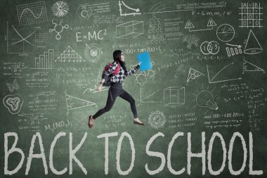 coşku öğrenci okula