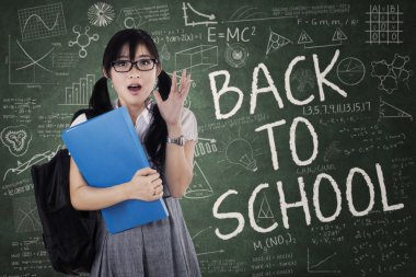 sınıfta öğrenci şok