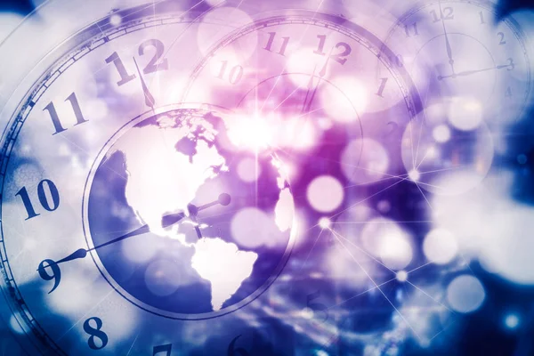 Dünya küresi ve saati siber uzayda bulanık ışık arkaplanıyla iki kez görüntülendi.