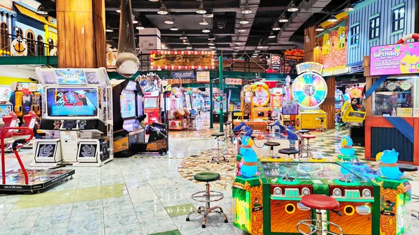 Jakarta Indonesia Luglio 2022 Visitatori Vengono Visti Nel Centro Gioco — Foto Stock