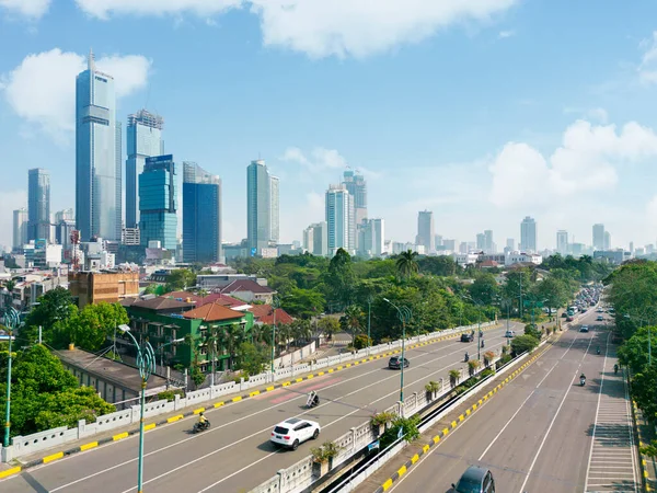 Jakarta Indonesia August 2022 Aerial View Vehicles Passing Road Skyscrapers — Stock Photo, Image