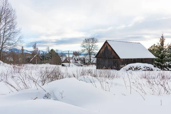 Kleine Schneebedeckte Häuser Winter Der Hohen Tatra Winterwetter — Stockfoto