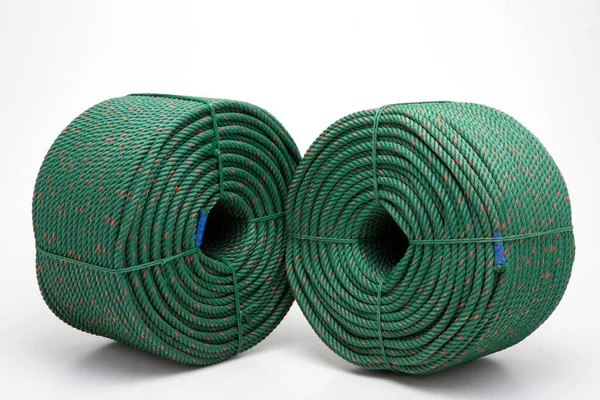 Rollo Grande Con Nueva Cuerda Verde Para Industria Naviera —  Fotos de Stock