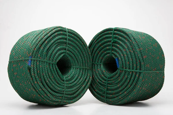 Rollo Grande Con Nueva Cuerda Verde Para Industria Naviera —  Fotos de Stock